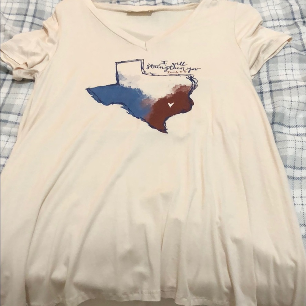 V-neck short sleeve shirt